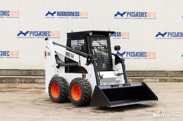 Мини-погрузчик Bull SL700, 2023