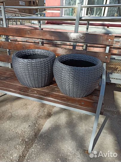 Плету кашпо из ротанга