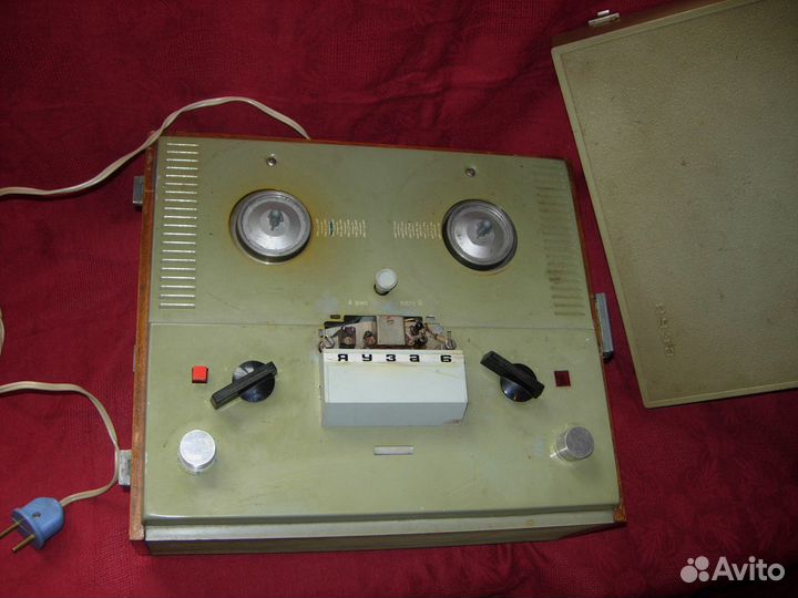 Катушечный магнитофон Яуза-6 (СССР)