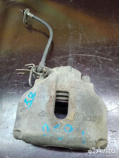 Суппорт тормозной передний левый Audi A4 B6 3190