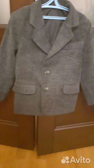 Пиджаки,брюки,желетки