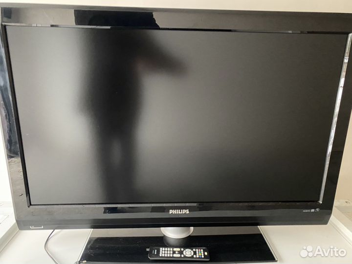 Продаю телевизор phllips