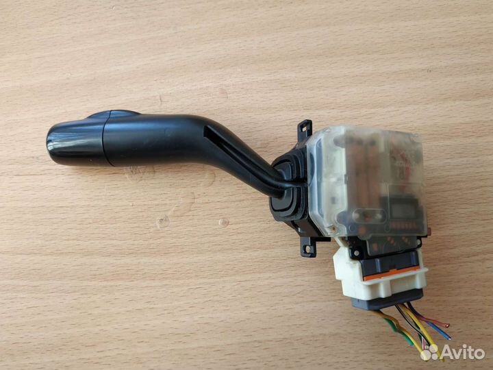 Переключатель света и поворотников Mazda BJ