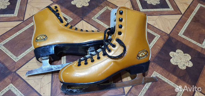 Коньки 42р