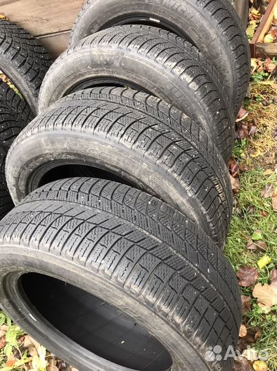Michelin X-Ice XI3 215/55 R16 97H