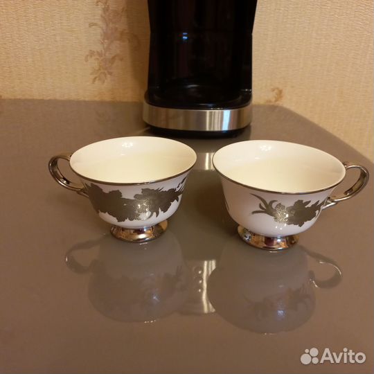 Чайный сервиз (2 чайные пары)