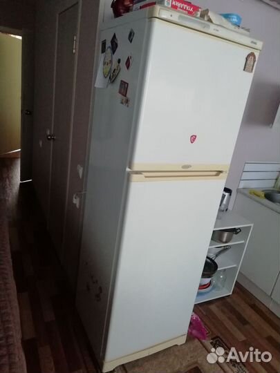 Холодильник Stinol