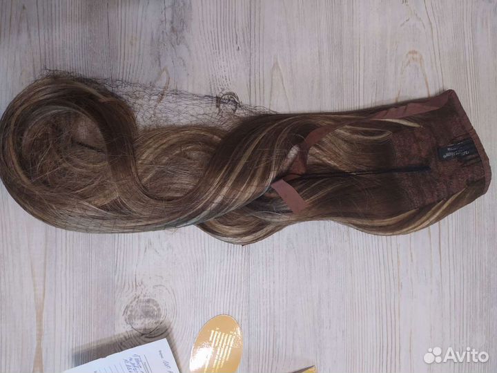 Шиньон-хвост на заколке