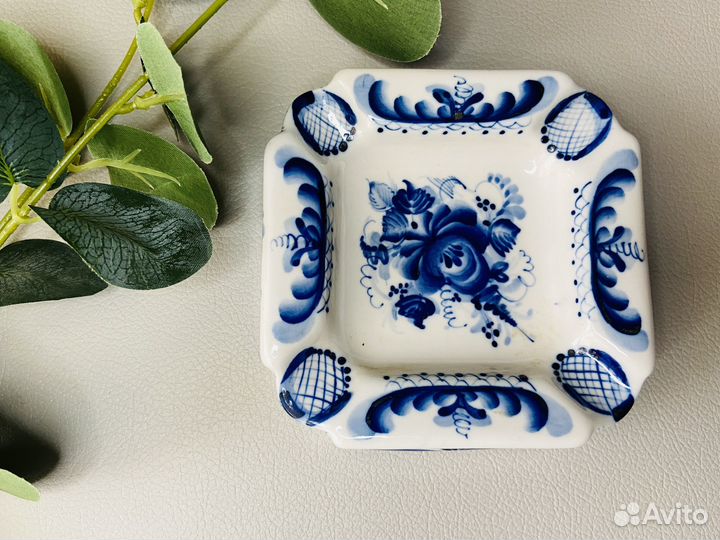 Пепельница гжель