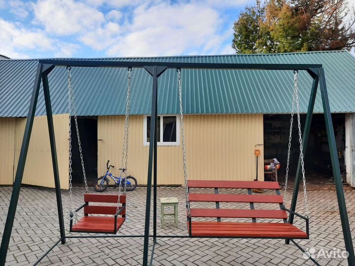 Садовые качели, столы скамейки