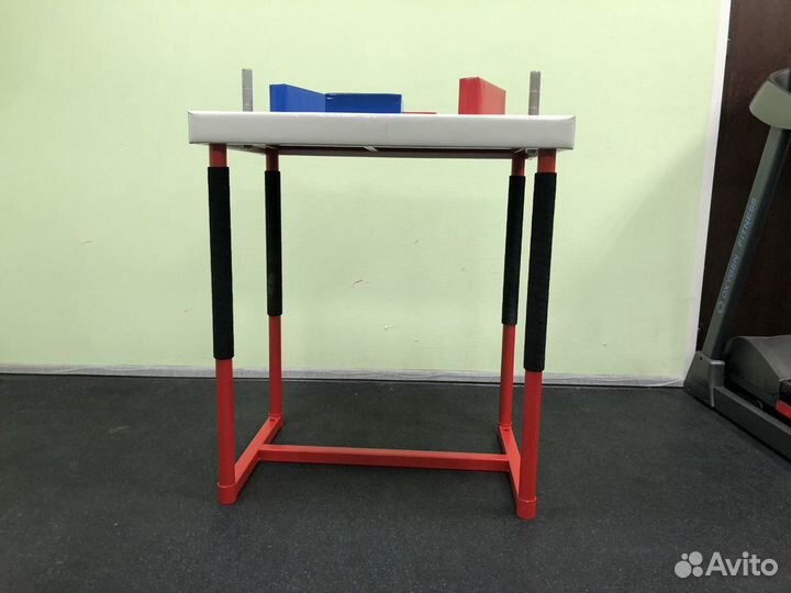 Стол для армрестлинга