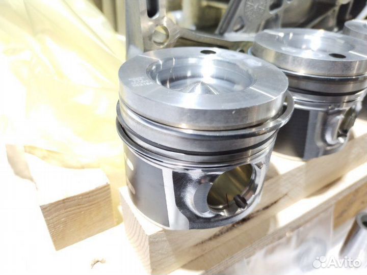 Блок цилиндров Шорт-Блок Peugeot 308 (T9) 1.6 HDI