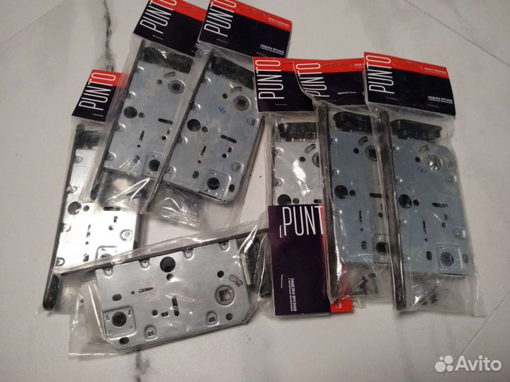 Дверные ручки защелки