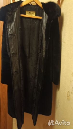 Шуба мутоновая с капюшоном размер 50