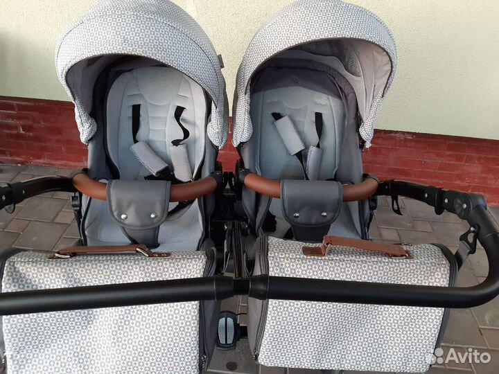 Коляска для двойни или погодок