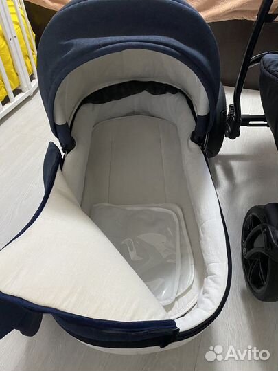 Коляска 2 в 1 KinderRiech