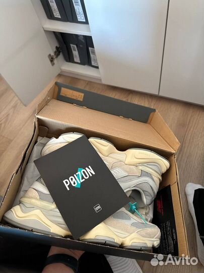 New balance 9060 и штаны nike (заказ с пойзона )