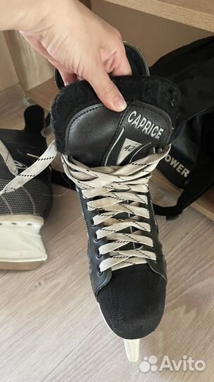 Коньки хоккейные