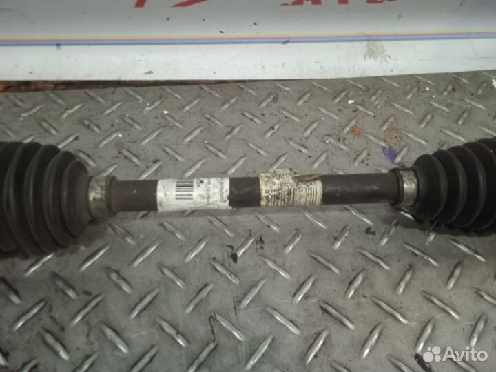 Привод передний правый Nissan Note E11