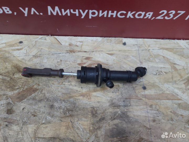 Главный цилиндр сцепления Renault Logan