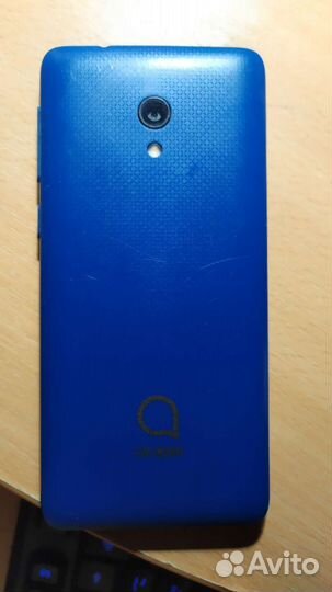 Смартфон бу Alcatel 1c