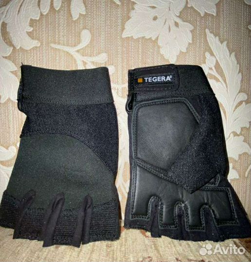 Перчатки для зала