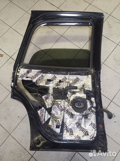 Дверь задняя chevrolet tahoe GMT 840