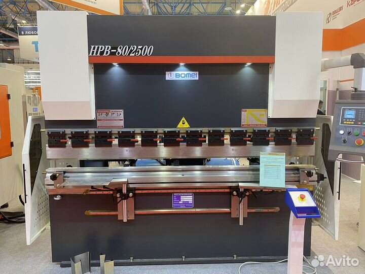 Листогибочный станок Ermaksan