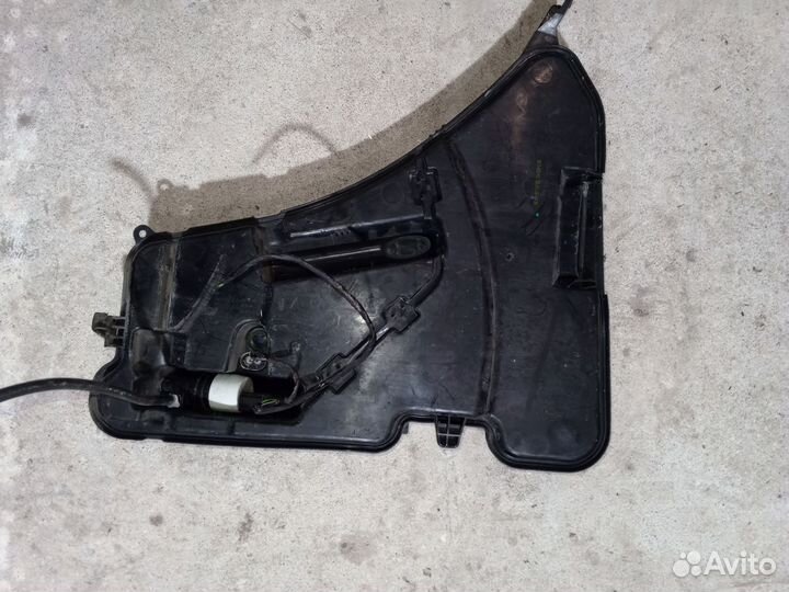 Бачок омывателя на бмв G30/31 2019r