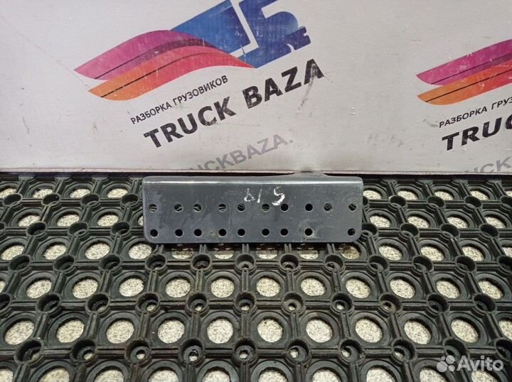 Кронштейн электромагнитных клапанов