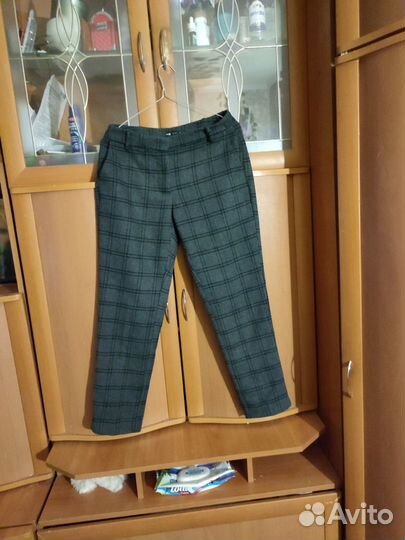Брюки женские в клетку 40