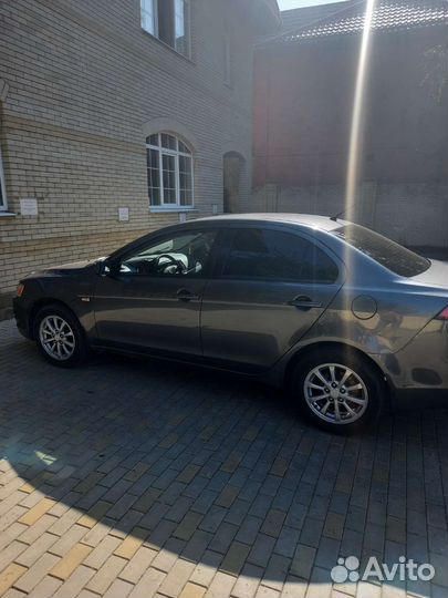 Mitsubishi Lancer 1.5 AT, 2010, 210 000 км