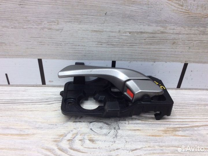 Ручка двери внутренняя левая задняя Hyundai