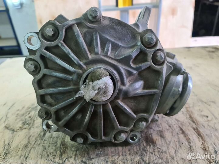 Передний редуктор 3.07 Mercedes W204