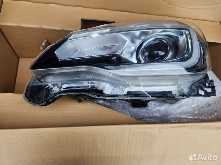 Фара левая subaru forester sj led