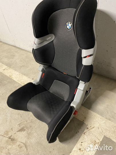 Детское автокресло BMW