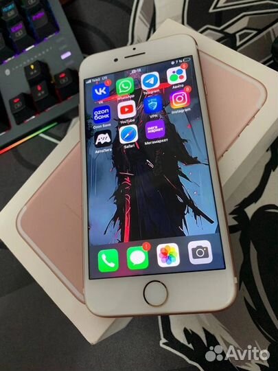 iPhone 7, 32 ГБ
