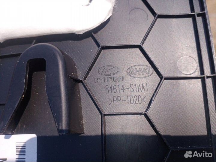 Декоративная накладка салона Hyundai Santa Fe TM