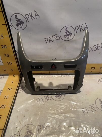 Рамка магнитолы Chevrolet Cobalt 2013