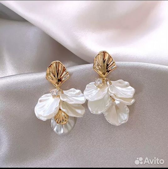 Серьги бижутерия 4 пары новые