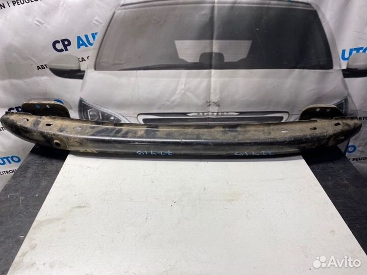 Усилитель бампера задний Peugeot 307