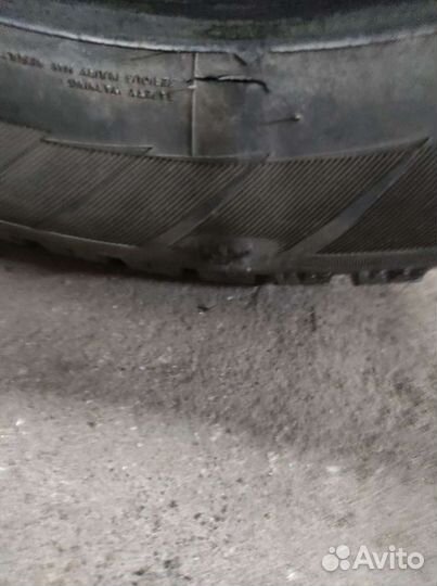 Hankook AH11 215/60 R17