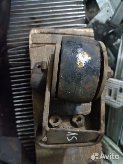 Подушка двигателя Lifan Smily