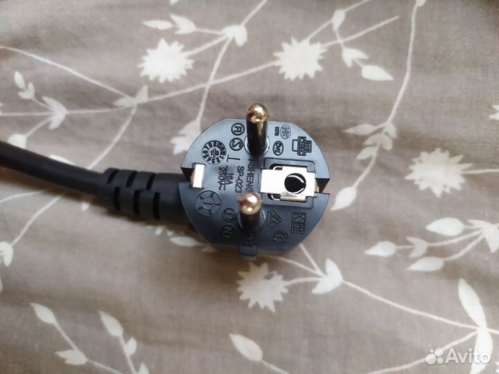 Кабель питания силовой