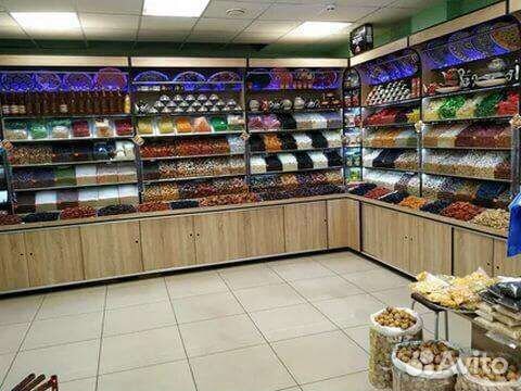 Витрины для орехов новые