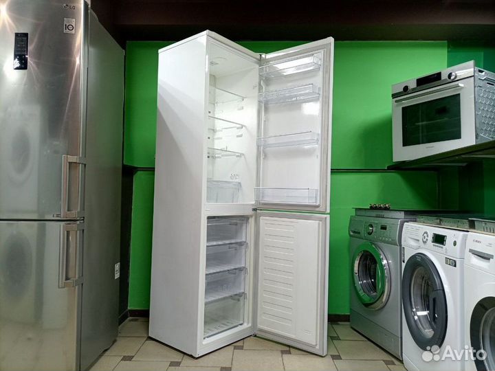 Холодильник узкий бу Beko No Frost. Гарантия