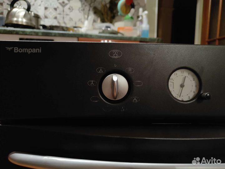 Духовой шкаф,варочная поверхность,вытяжка комплект