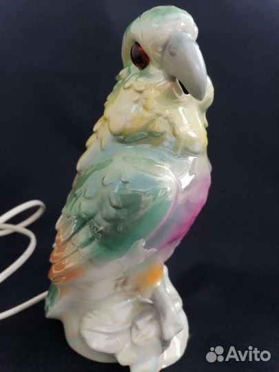 Фарфоровая статуэтка ссср. Светильник попугай