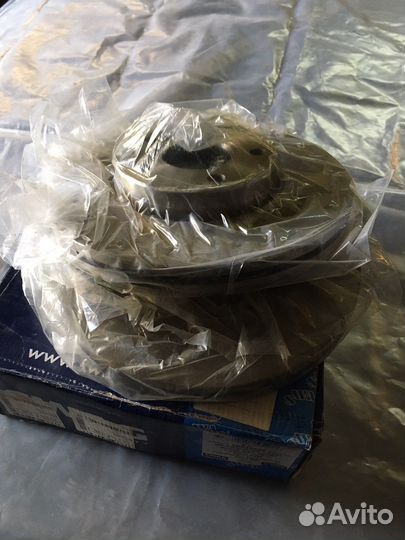 Диски тормозные передние арт. 1734696 Ford Focus