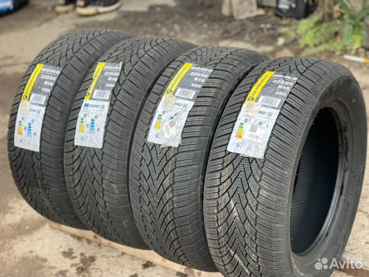 Roadmarch Winter XPro 888 225/55 R16 94H